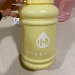Pastel Yellow HydroJug